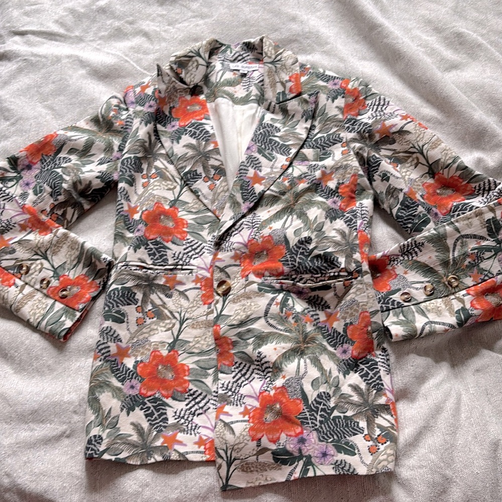 Las Sureñas Floral Linen Blazer